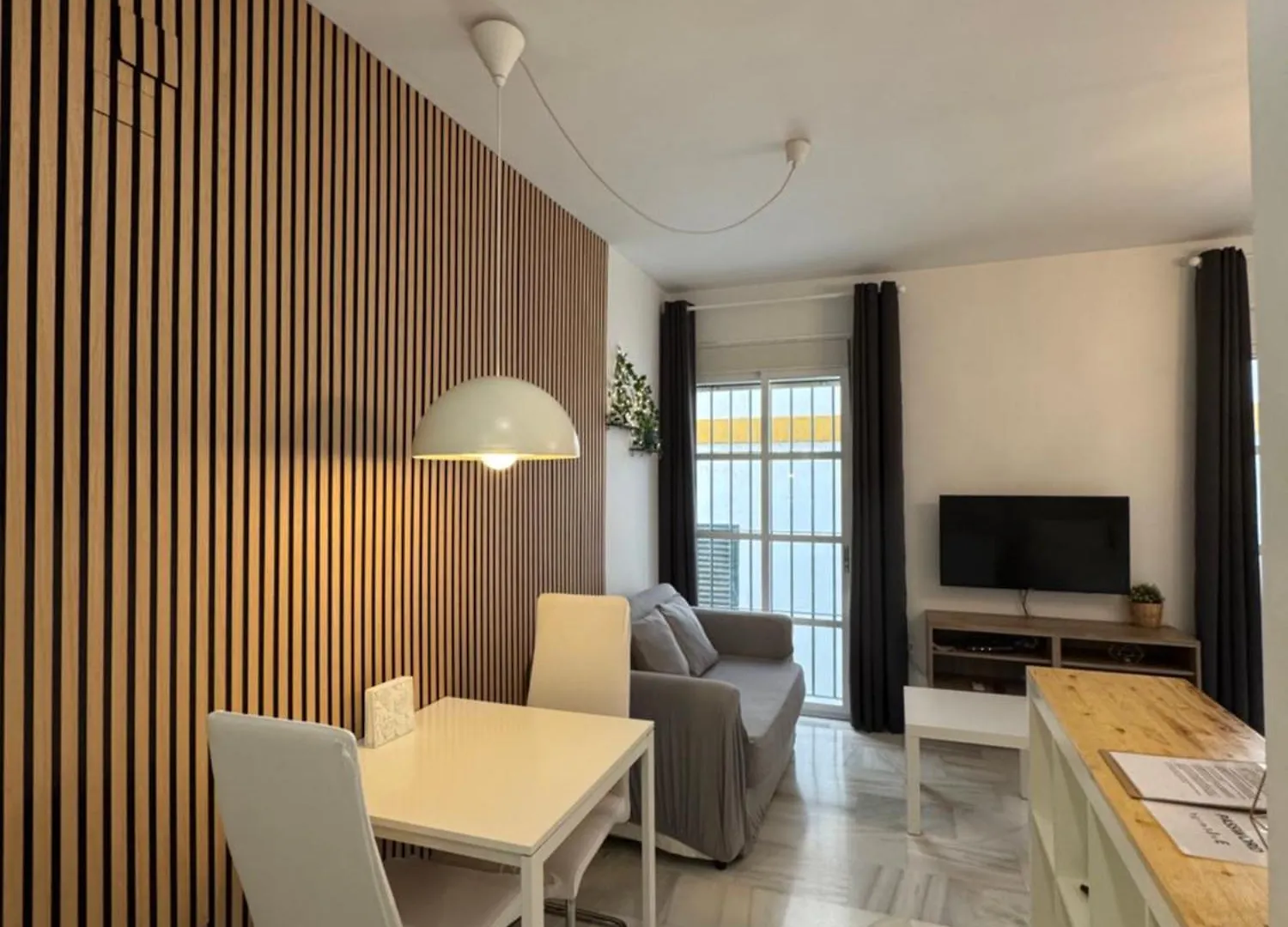 Las Llaves De San Pedro Apartment Seville