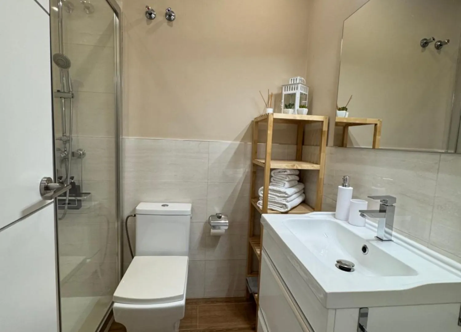 Las Llaves De San Pedro Apartamento Sevilha